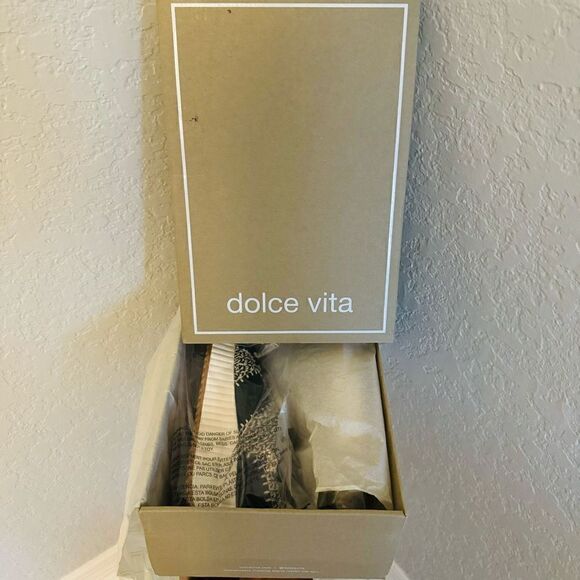 Dolce Vita Dolley Women's Sneaker, Black White Knit, Size 9.5, Retro Style NWT - Picture 3 of 16